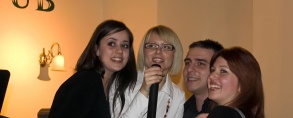 Karaoke uz cajke i rock