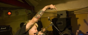 Punk spektakl UK Subsa u Unitedu