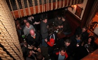 Rasplesane žene mačke oduševile Phanas pub
