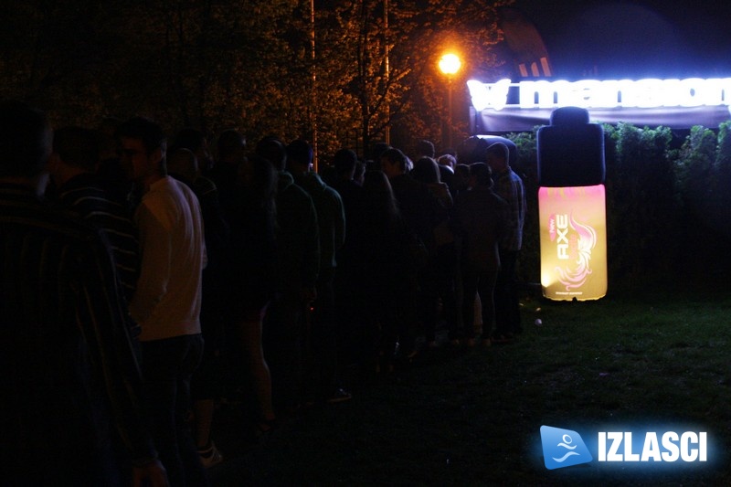 Raspjevana zvijezda Mario Petreković i Bizzo Bodega zapjevali skupa u klubu Mansion