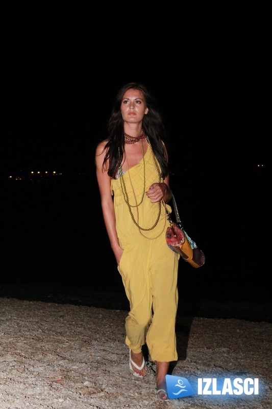 Modna revija u Phanas beach baru