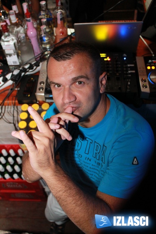 Modna revija u Phanas beach baru