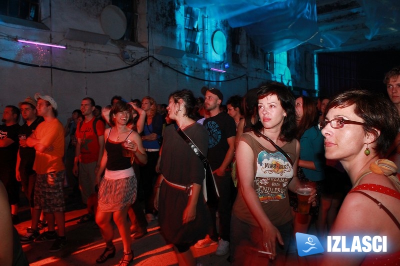 Izvrstan početak najvećeg riječkog festivala, Hartera je u četvrtak bila mukte!