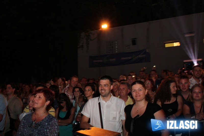 Opatijska Ljetna pozornica očarana Oliverovim nastupom