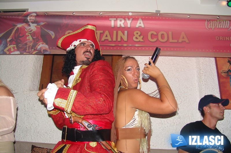 Captain Morgan priskočio u pomoć konobarima u Portu