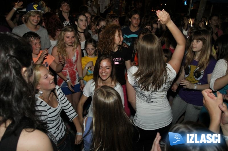 Rasprodani koncert Rade Šerbežije & Dancestar 2011