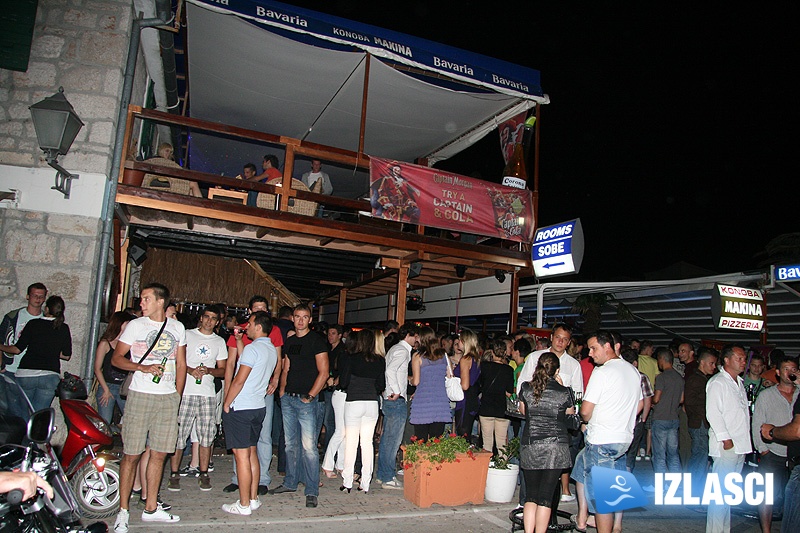 Prepuna Makina oduševljeno dočekala Captain Morgana