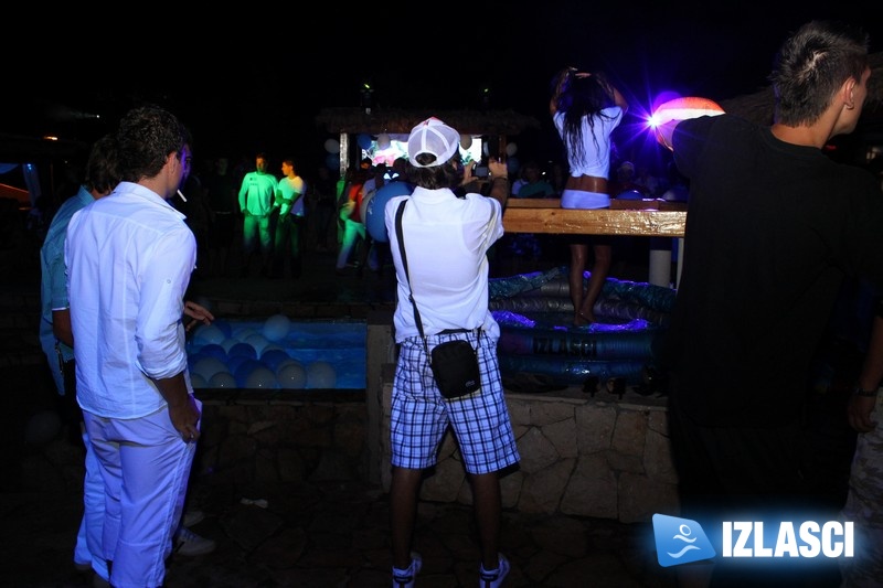 Wet T-Shirt Smirnoff turneja na Rabu, Santos