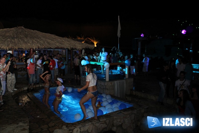 Wet T-Shirt Smirnoff turneja na Rabu, Santos