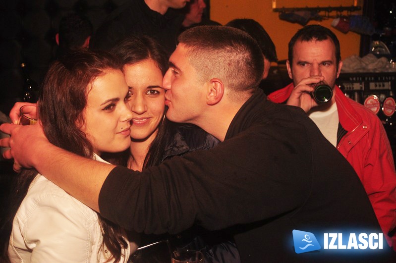 Subota u Johnnie Walker pubu