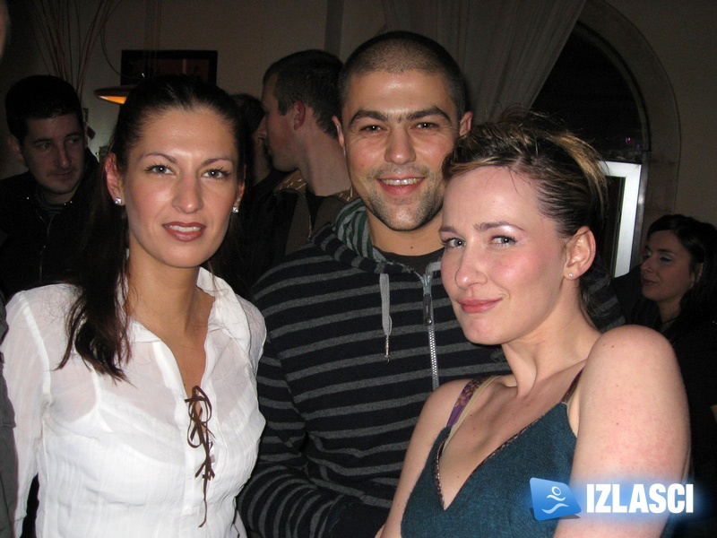 Skandalozni ladies night u Indigo lounge baru 