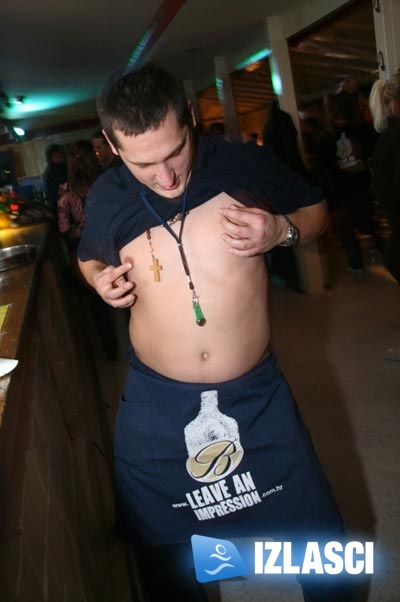 Subota u gradu (Lake City, Piranha, Petica)